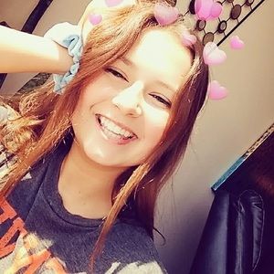 Meet your Posher, Lydia